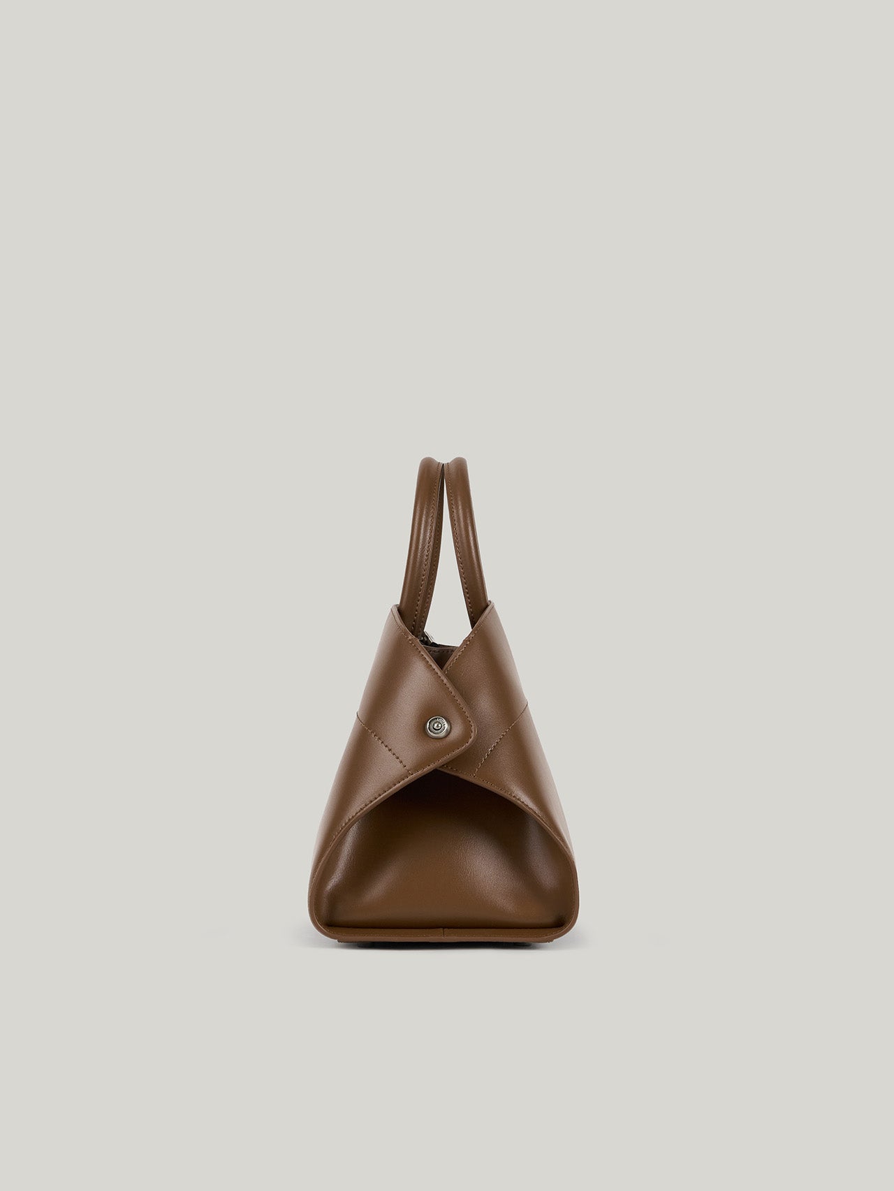 NADEL BAG (TAWNY BROWN)
