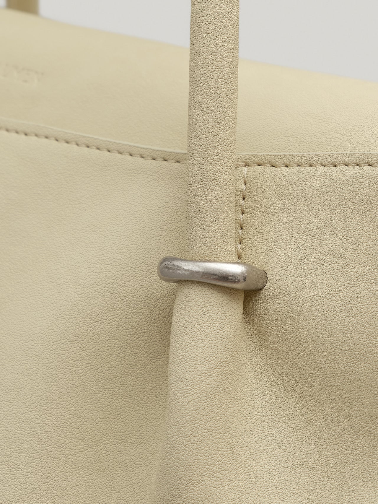 ANNEAU FLAP BAG (HAY YELLOW)