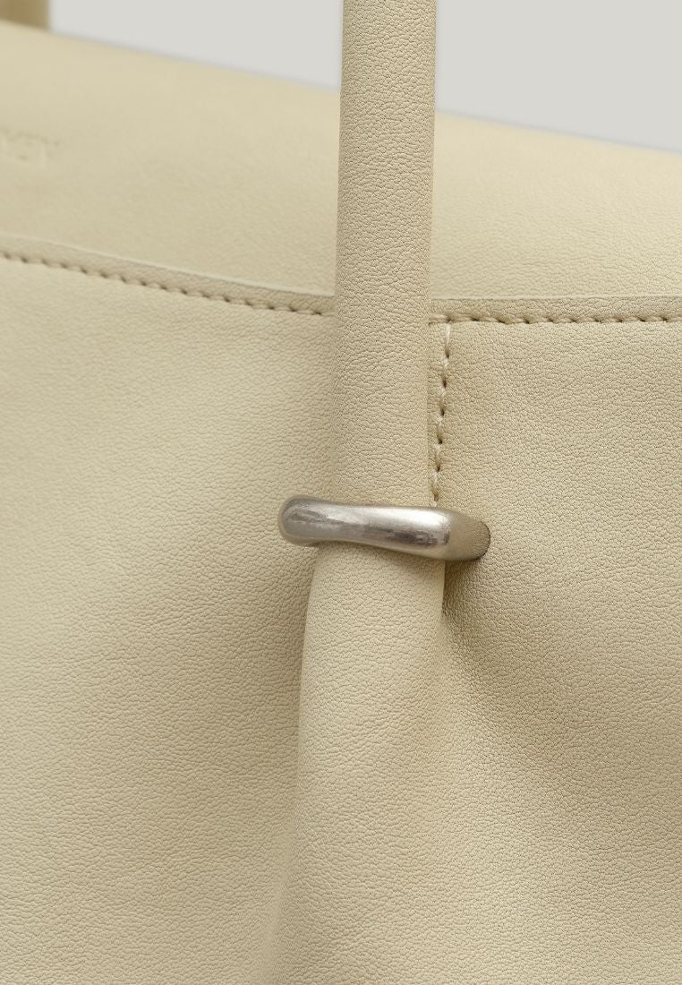 ANNEAU FLAP BAG (HAY YELLOW)