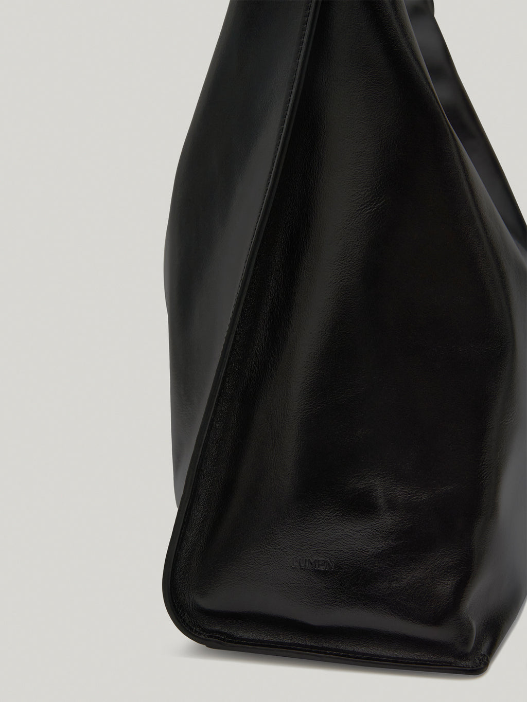 ARETE BAG (SOFT BLACK)