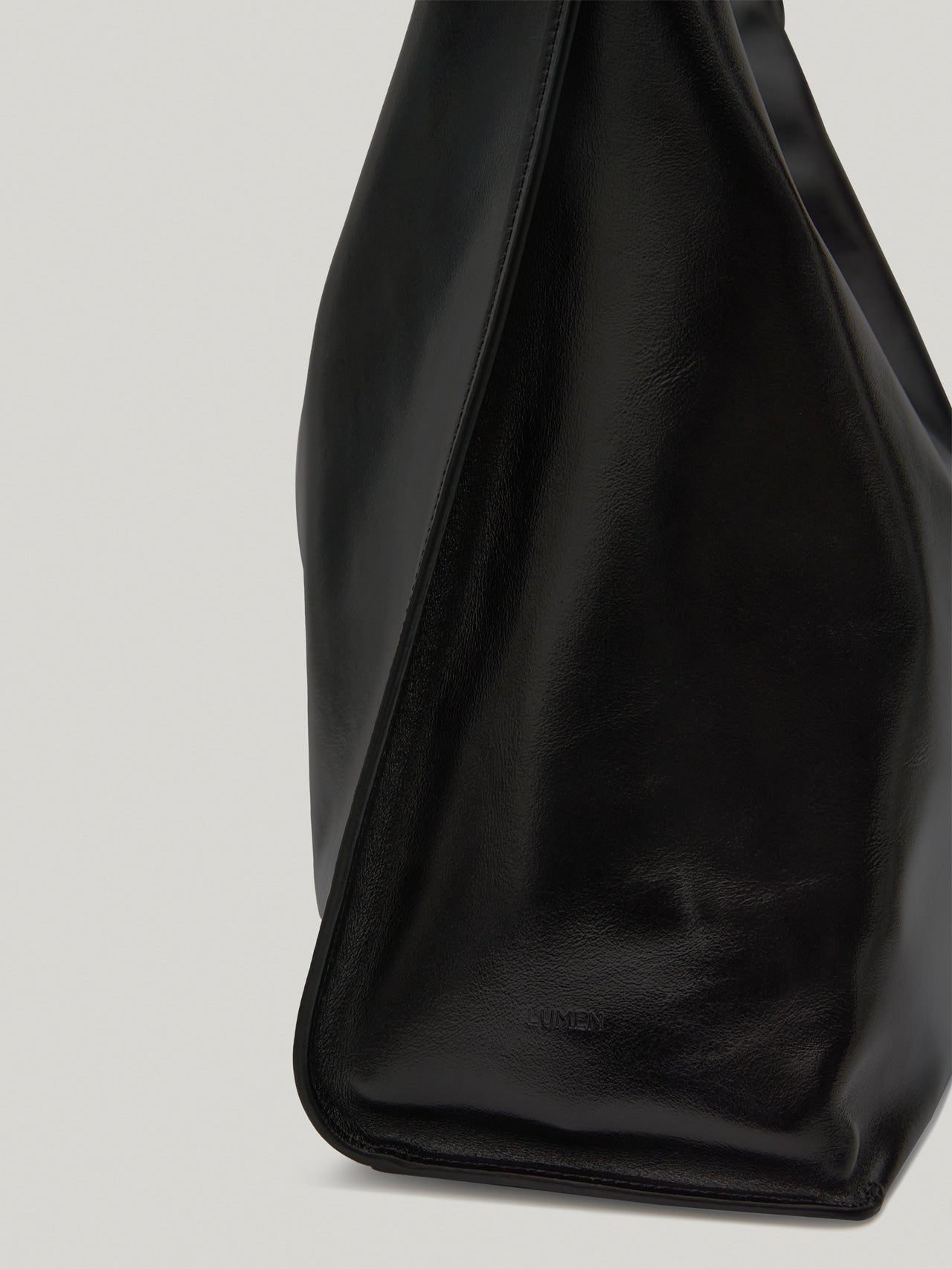 ARETE BAG (SOFT BLACK)