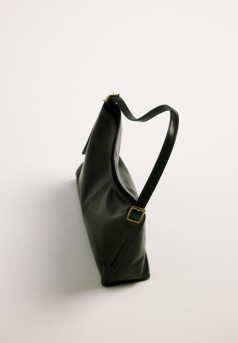 ARETE BAG (SOFT BLACK)