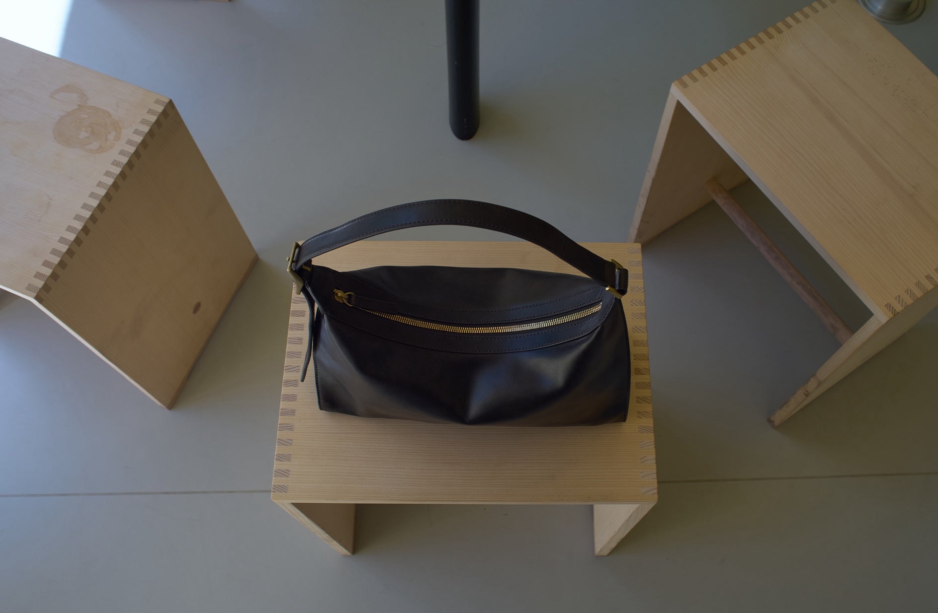 ARETE DEMI BAG (BRUSHED BROWN)