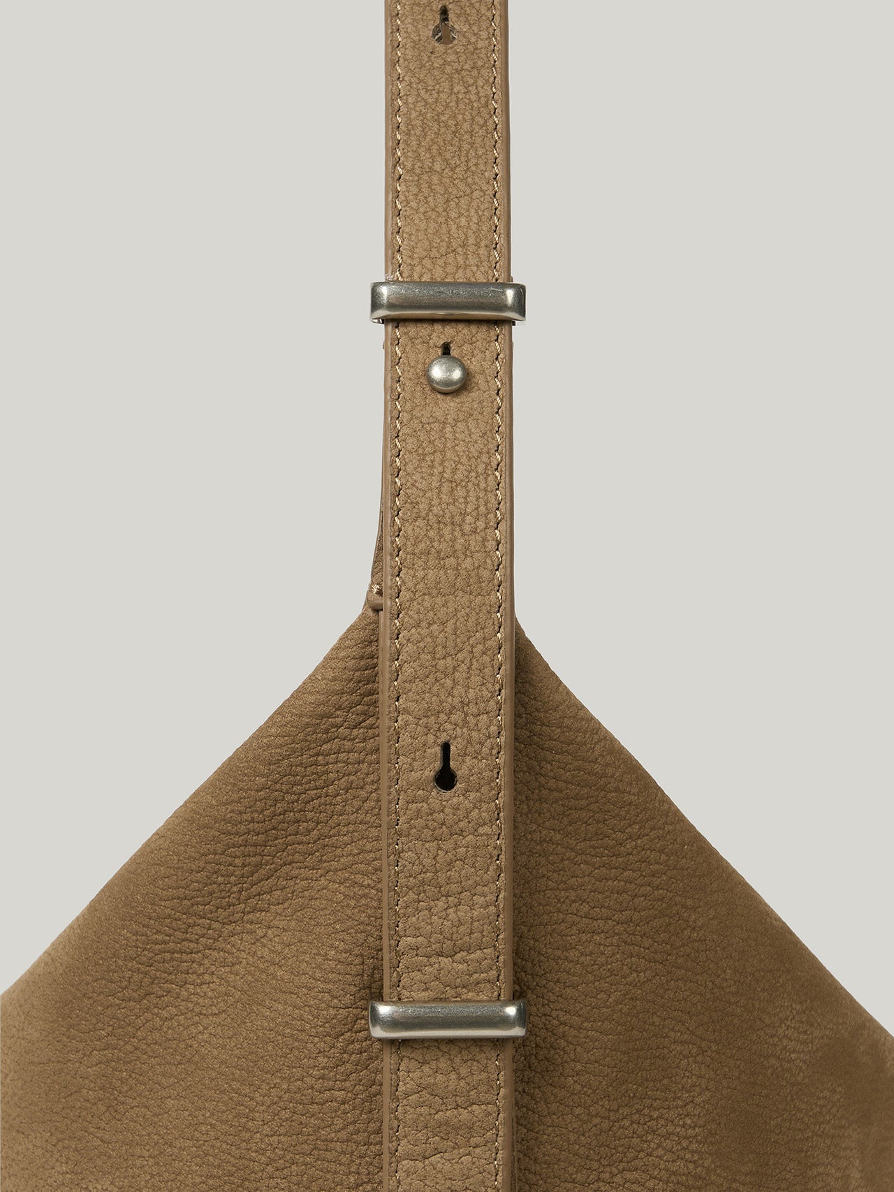 BAIA BAG (NUBUCK FAWN)