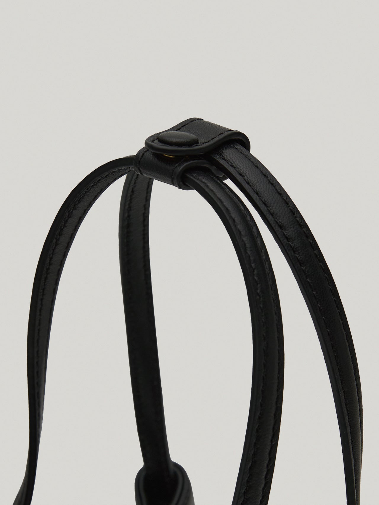 BON BALLON BAG (SOFT BLACK)