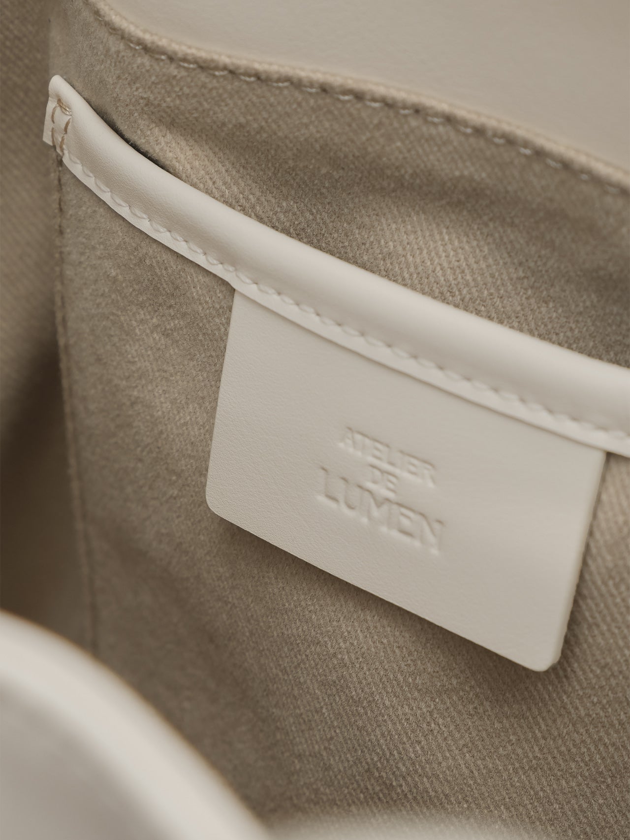 BON BALLON BAG (WHITE DOVE)