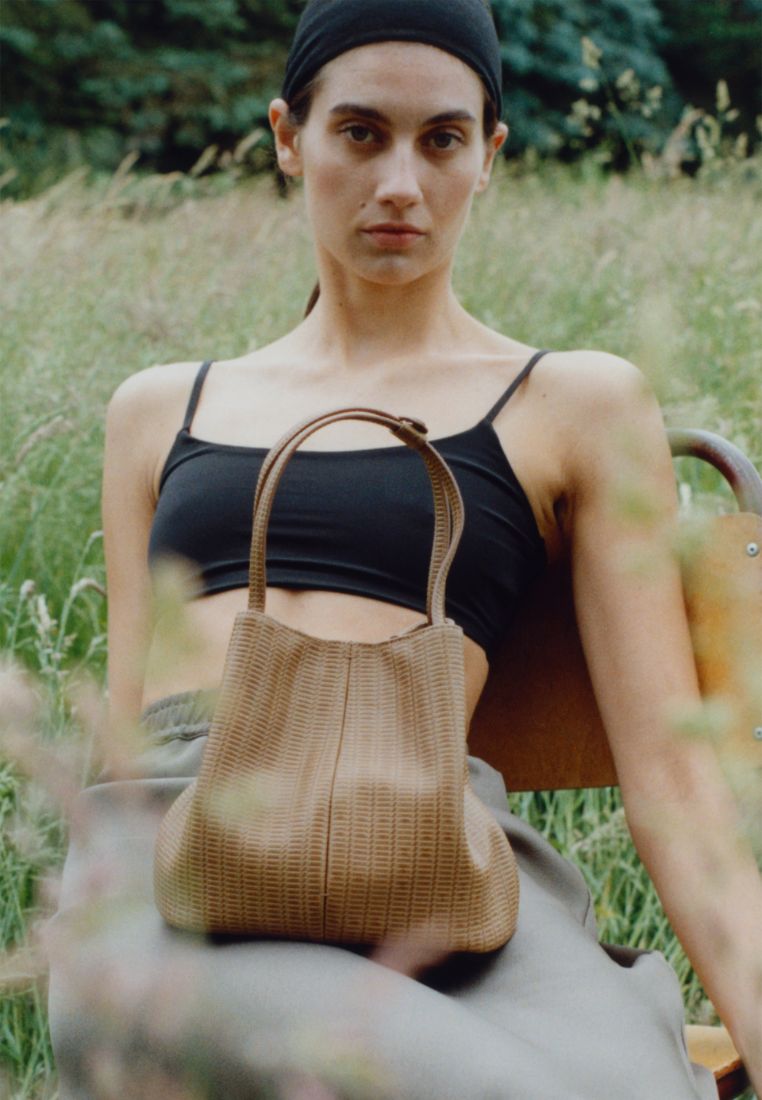 BON BALLON BAG (EMBO CAMEL)