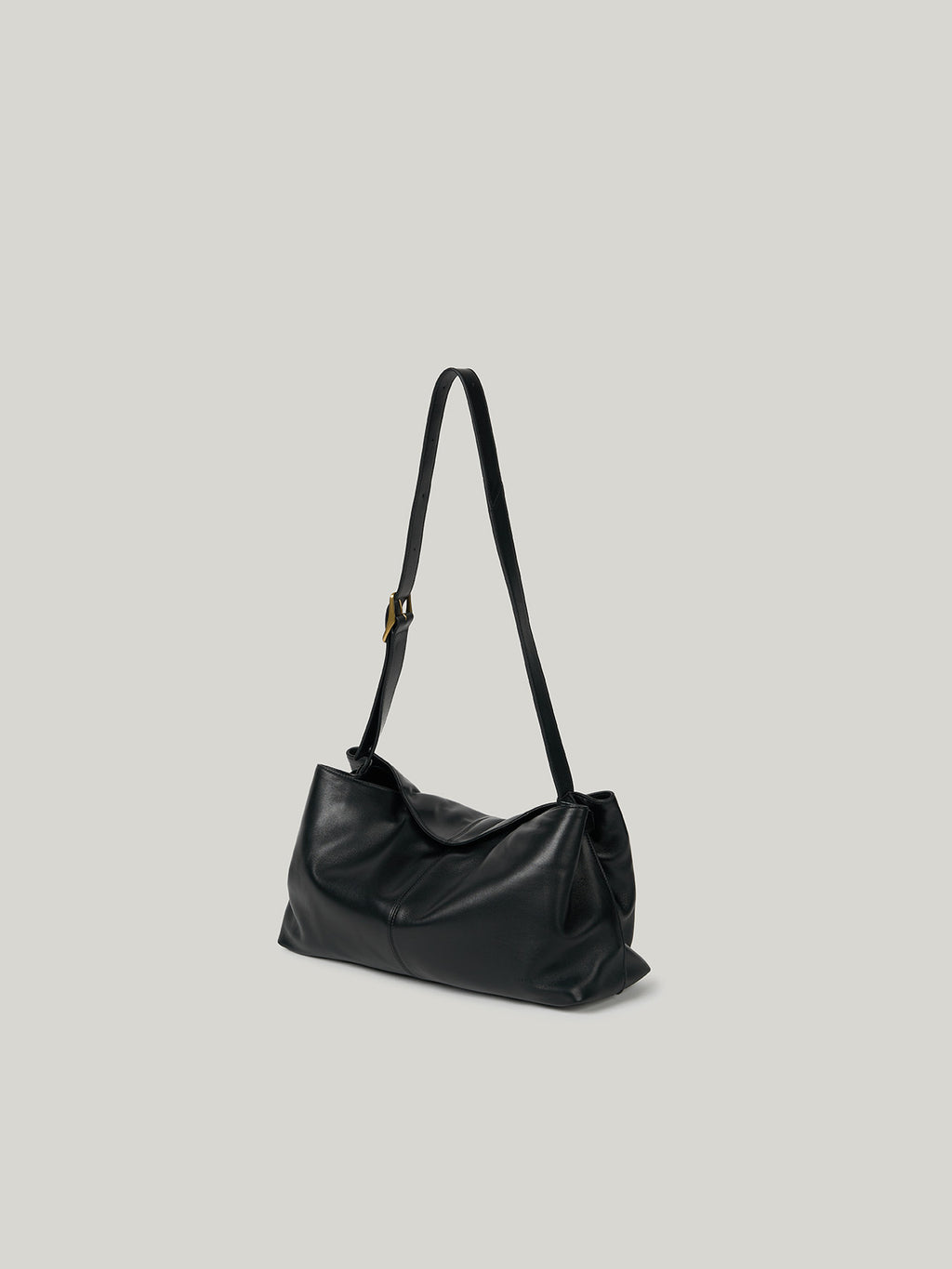 BRISE BAG (SOFT BLACK)