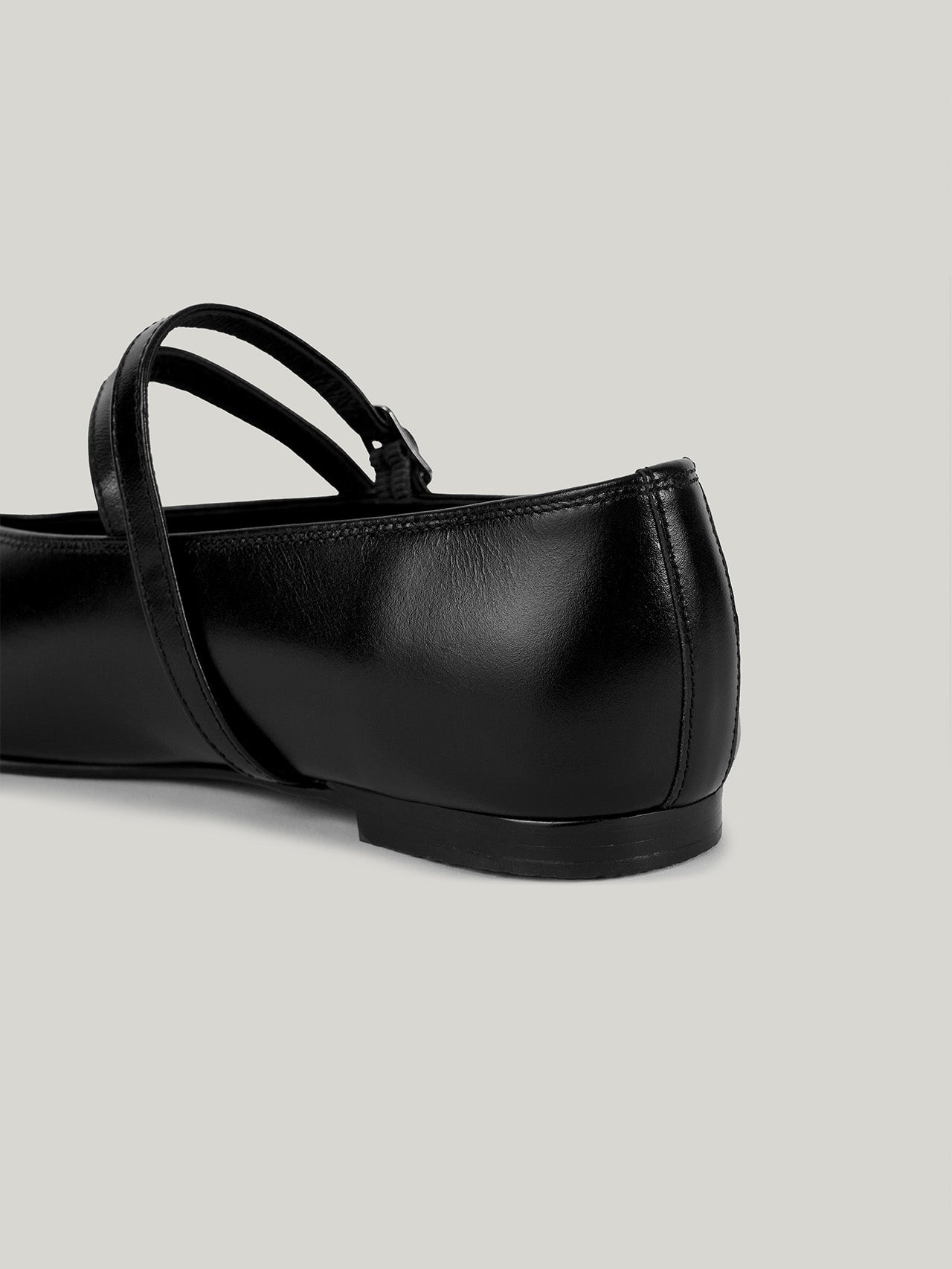 DOUBLE STRAP FLATS (SOFT BLACK)