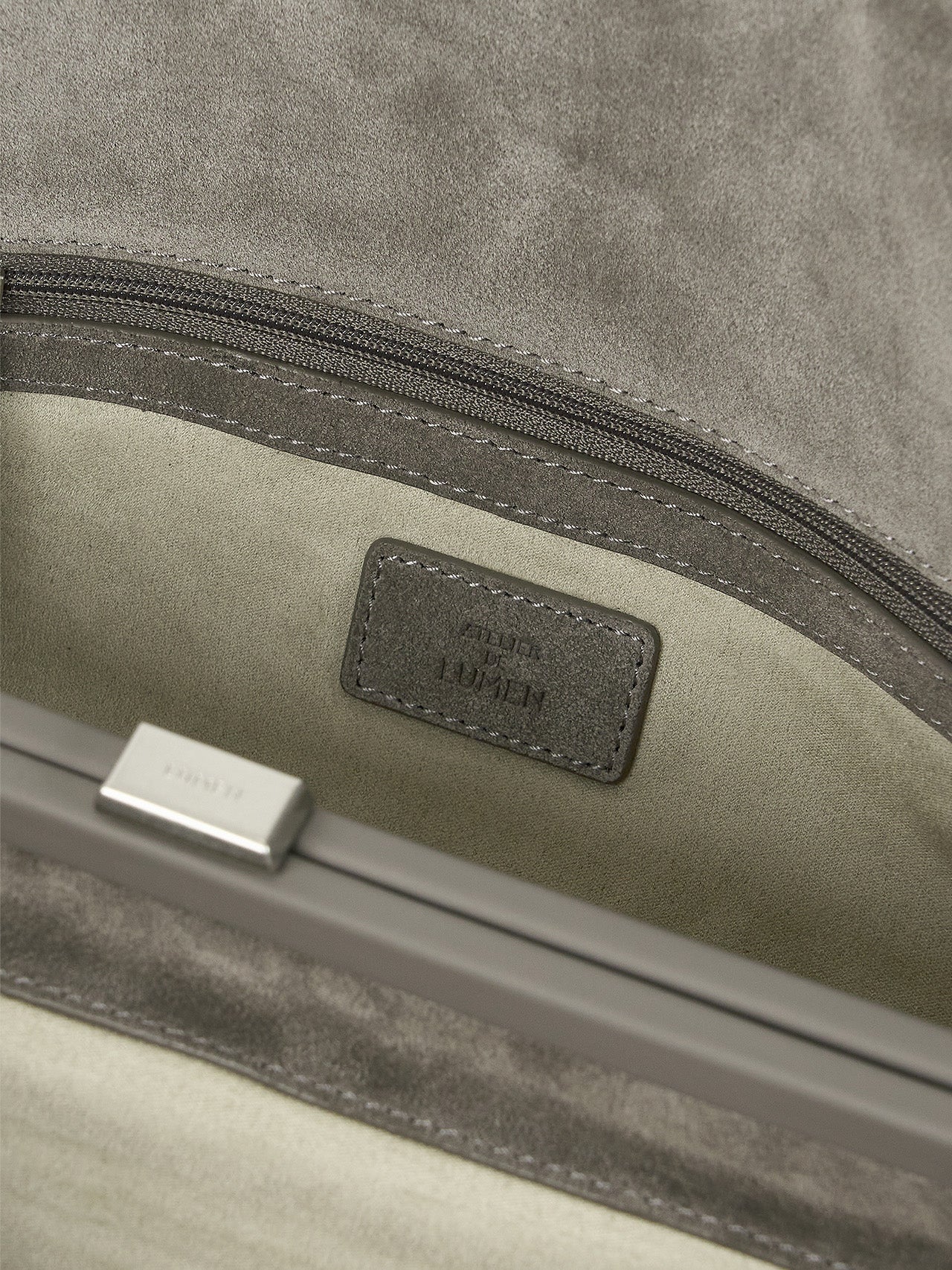 ANNEAU FRAME BAG (SUEDE GREY)