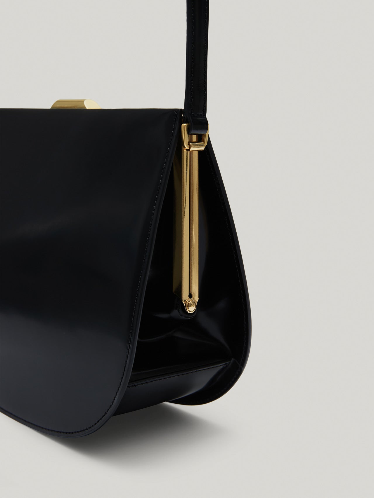 LUNE FORME BAG (SOFT BLACK)
