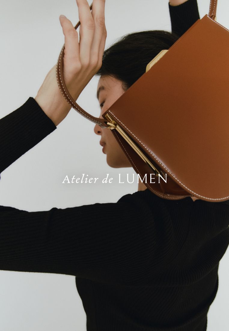 LUNE FORME BAG (COGNAC BROWN)