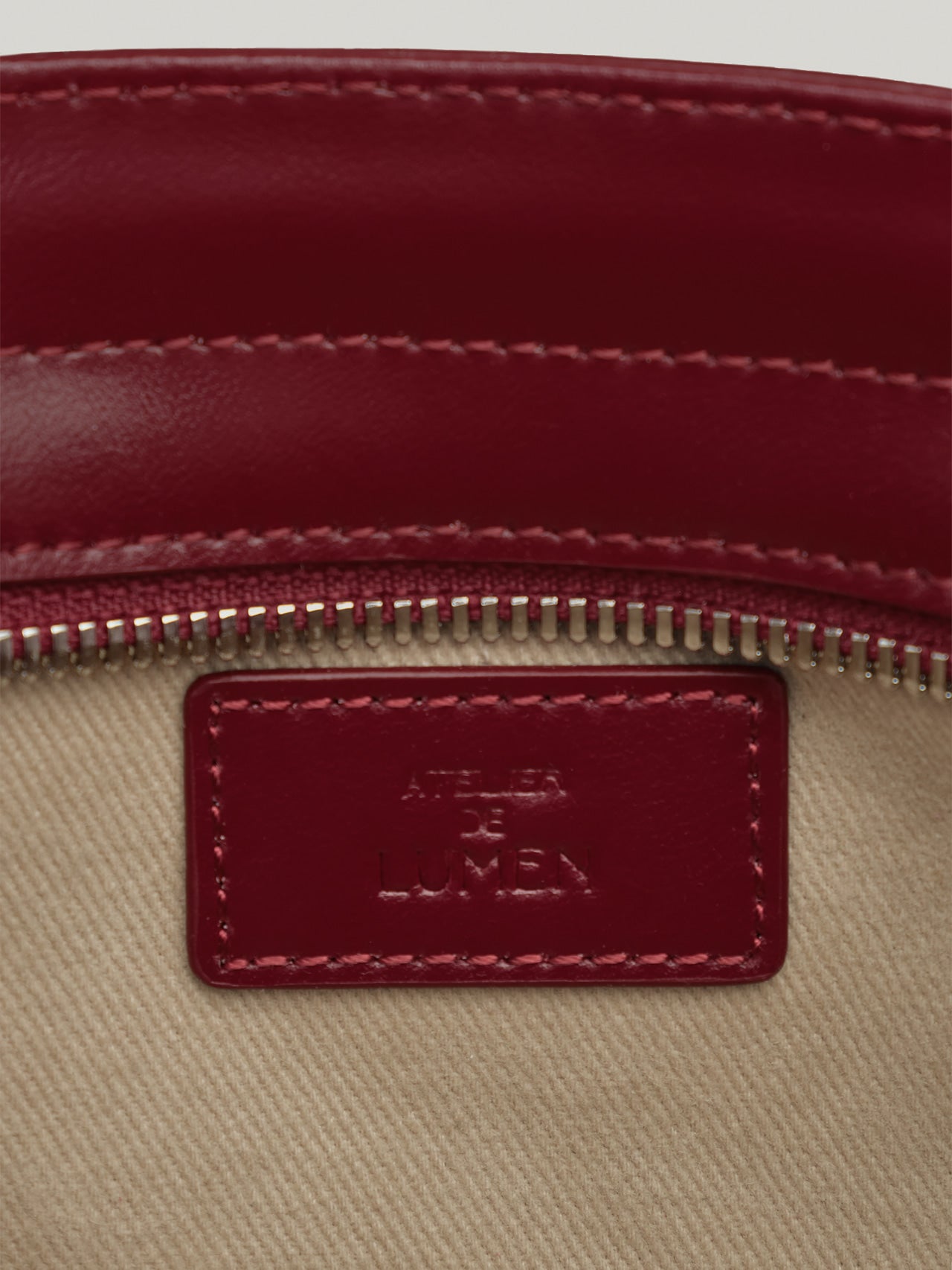 MONIQUE SHOULDER BAG (CARMINE RED)