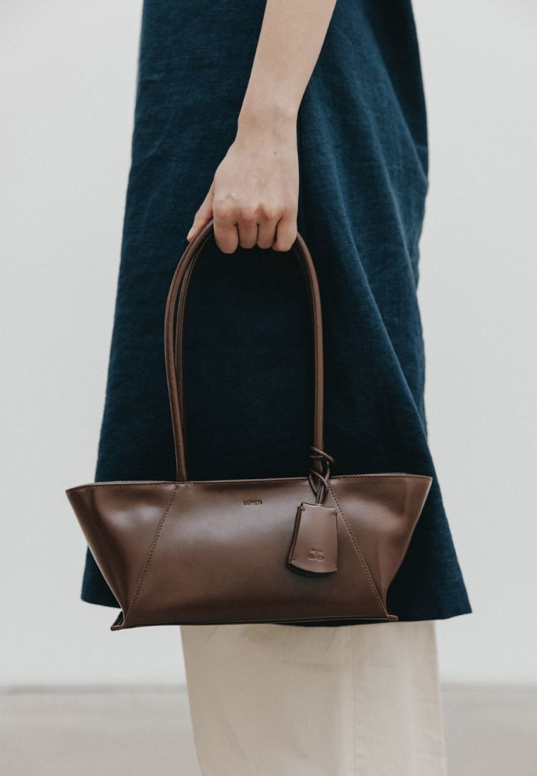MONIQUE SHOULDER BAG (OAK BROWN)