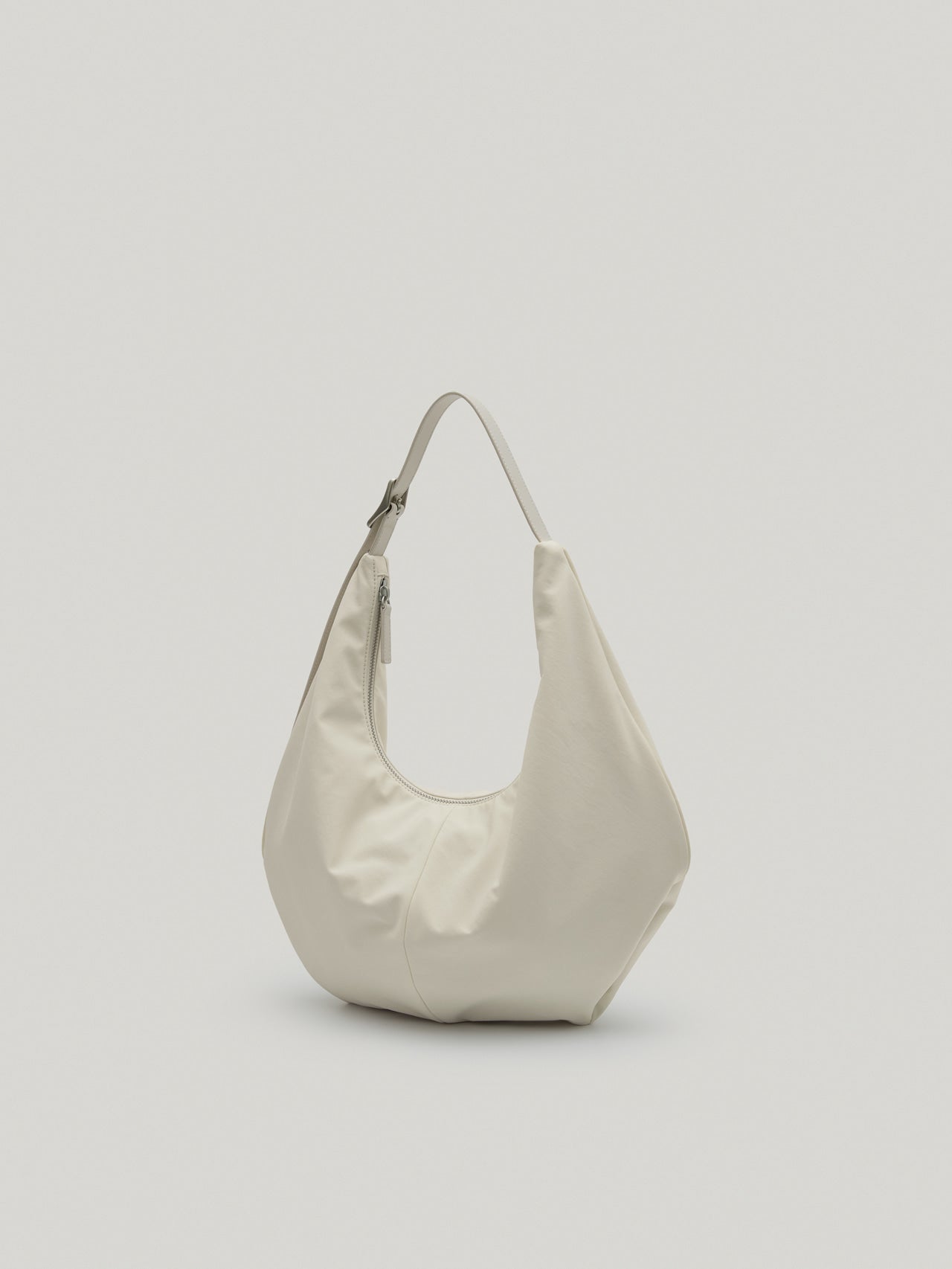 MOSSY HOBO BAG (ECRU WHITE)