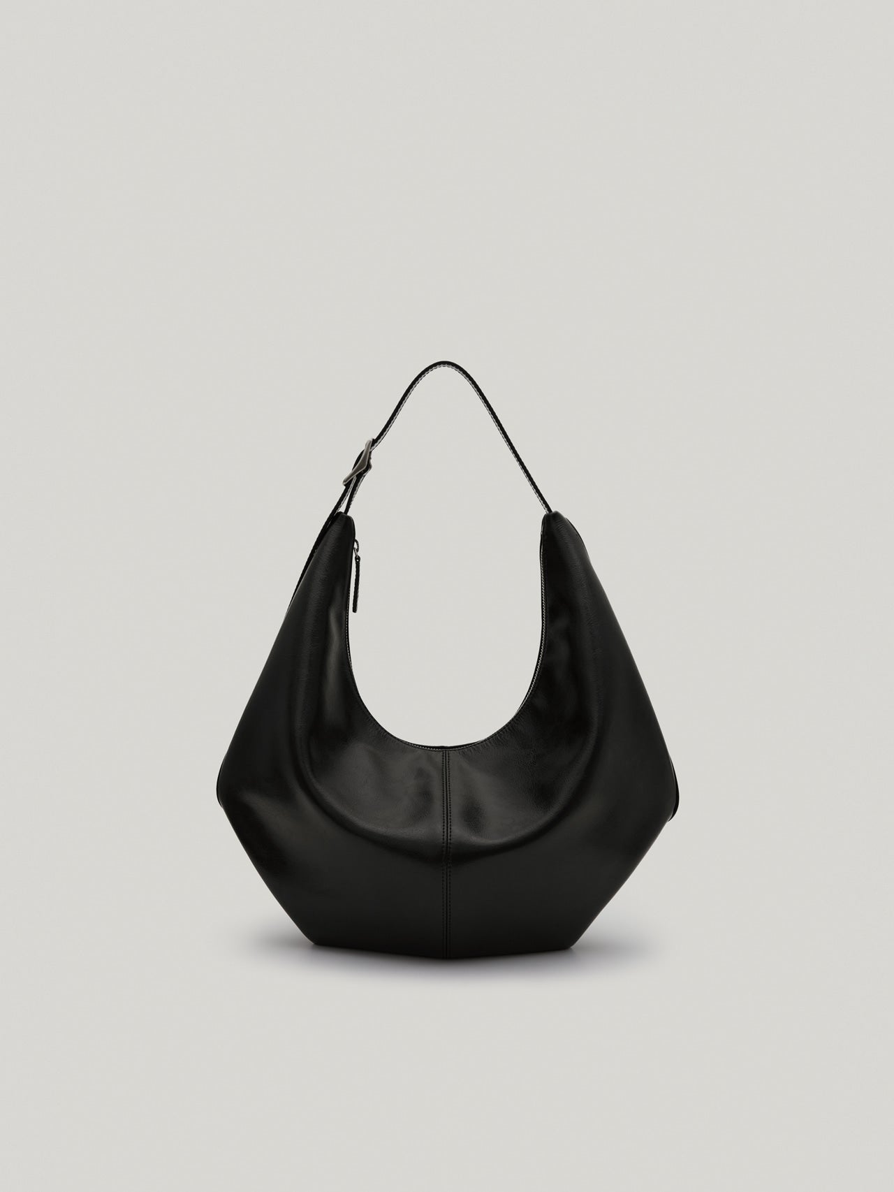 MOSSY HOBO BAG (LEATHER BLACK)