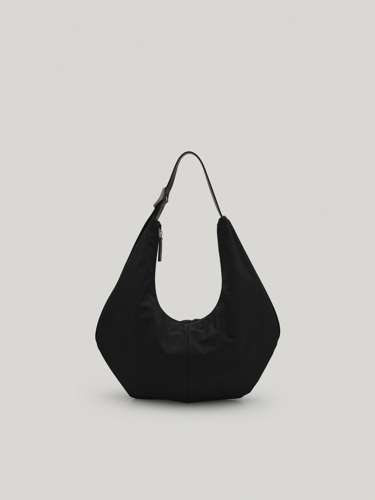 MOSSY HOBO BAG (SOFT BLACK)