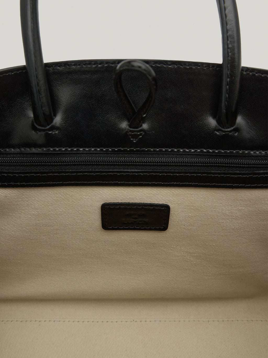 NADEL BAG (SOFT BLACK)