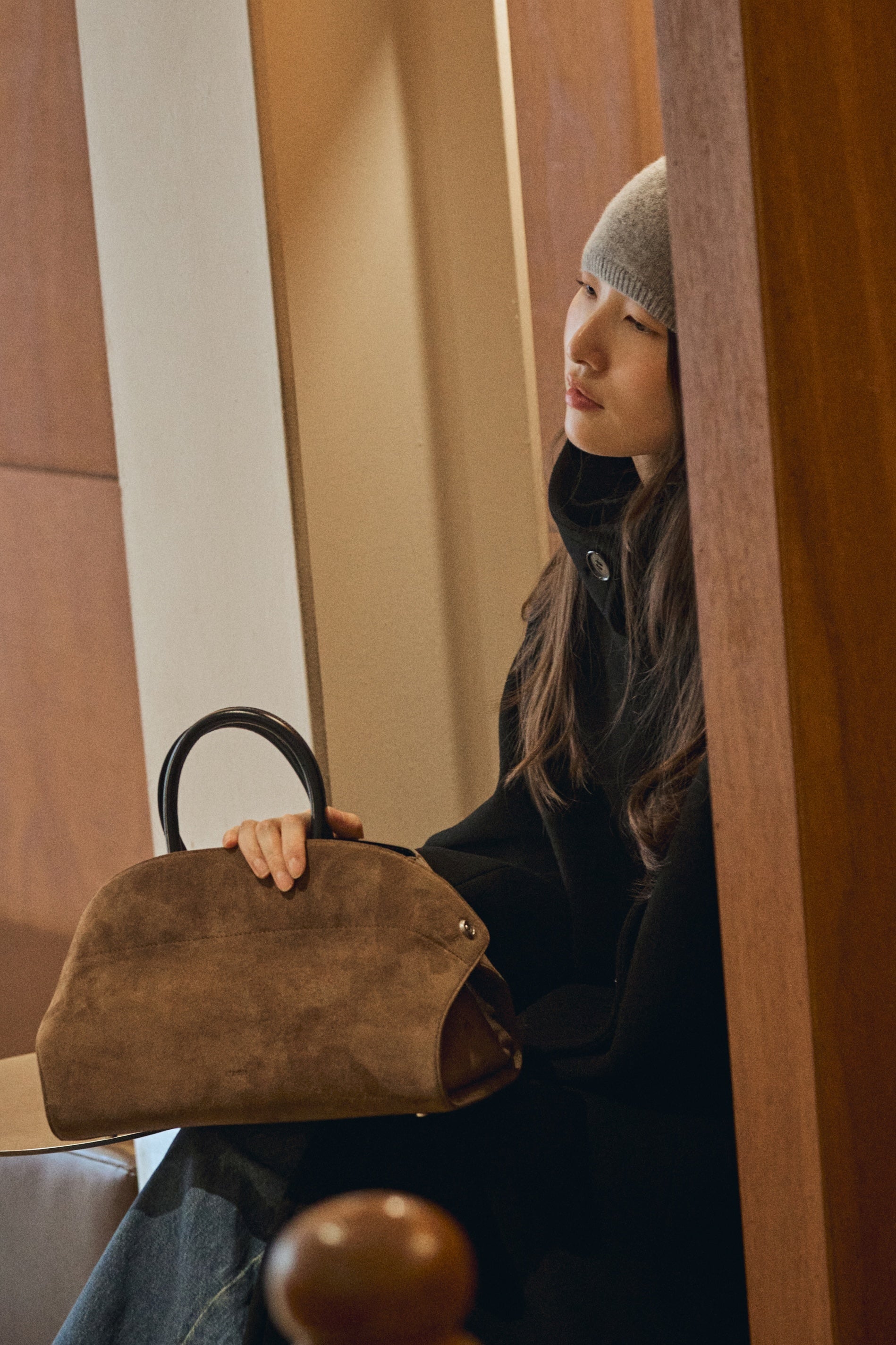 NADEL BAG (SUEDE BROWN)