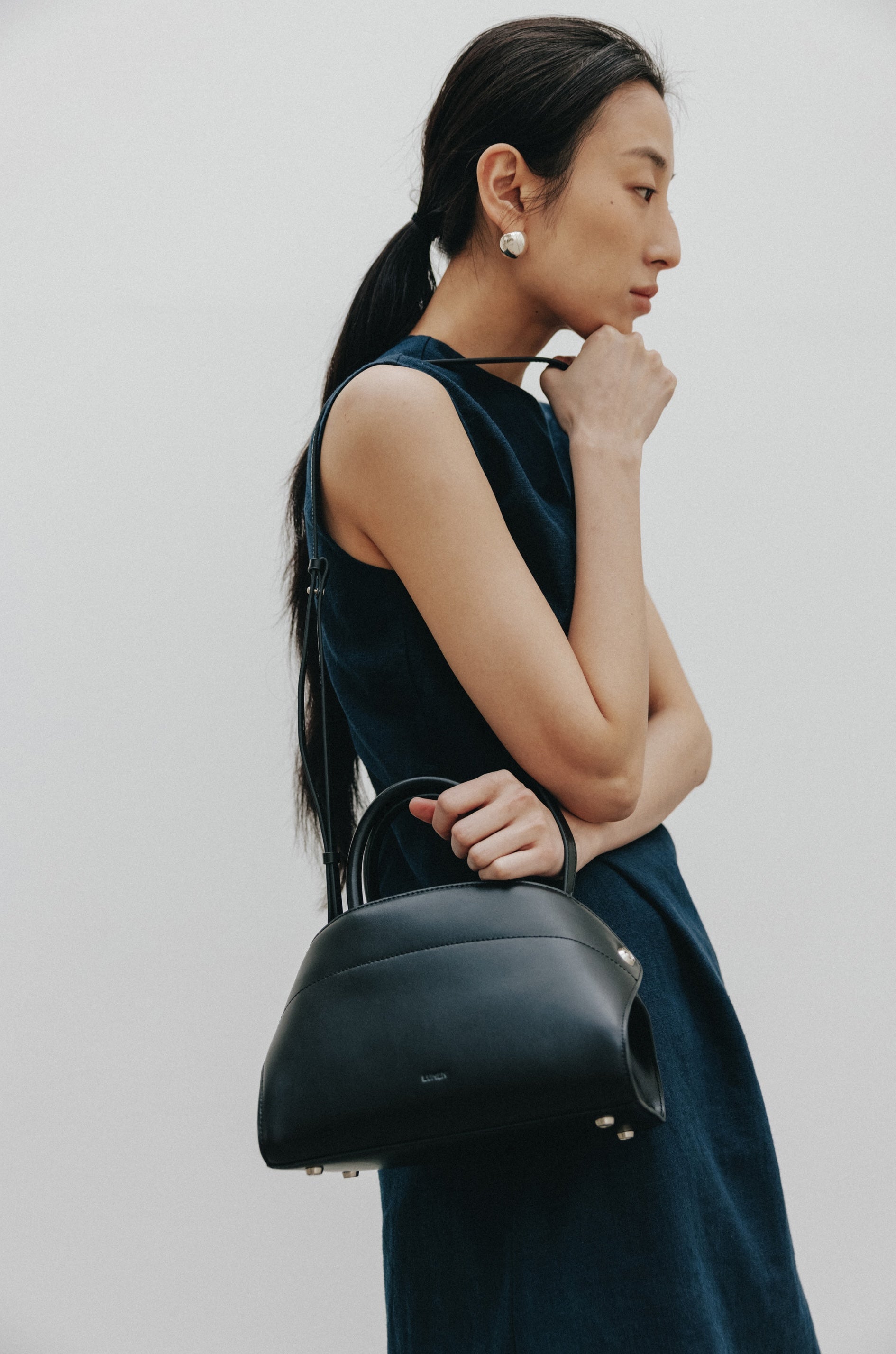 NADEL MINI BAG (SOFT BLACK)