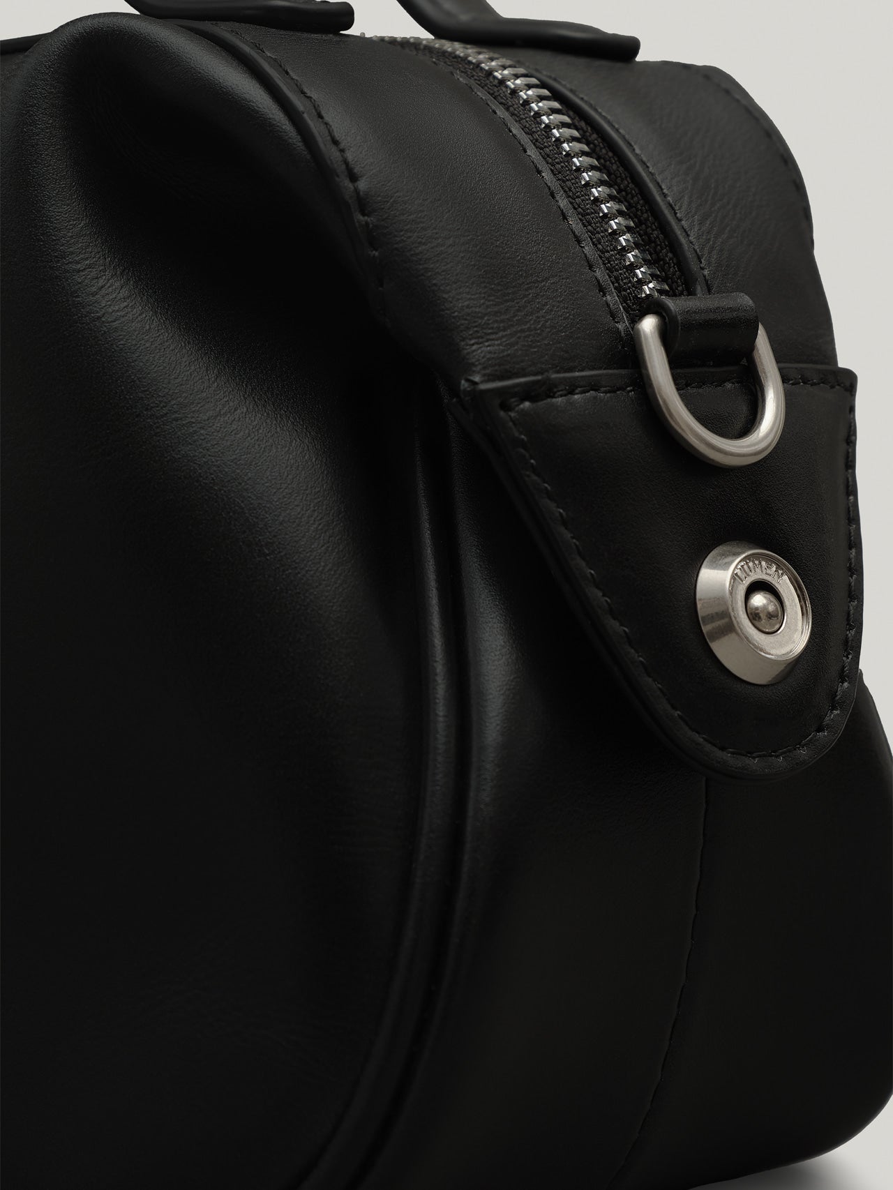 NADEL ZIP TOTE BAG (SOFT BLACK)