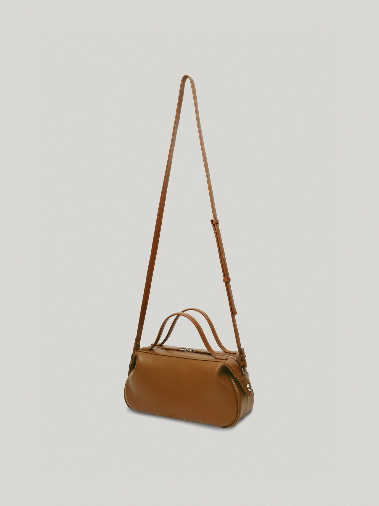 NADEL ZIP TOTE BAG (TAWNY BROWN)