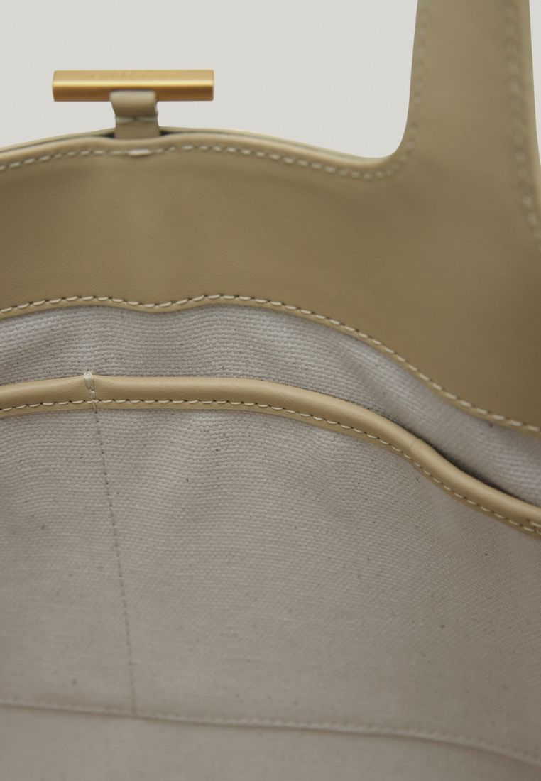 PANIER TOTE BAG (EGG BEIGE)