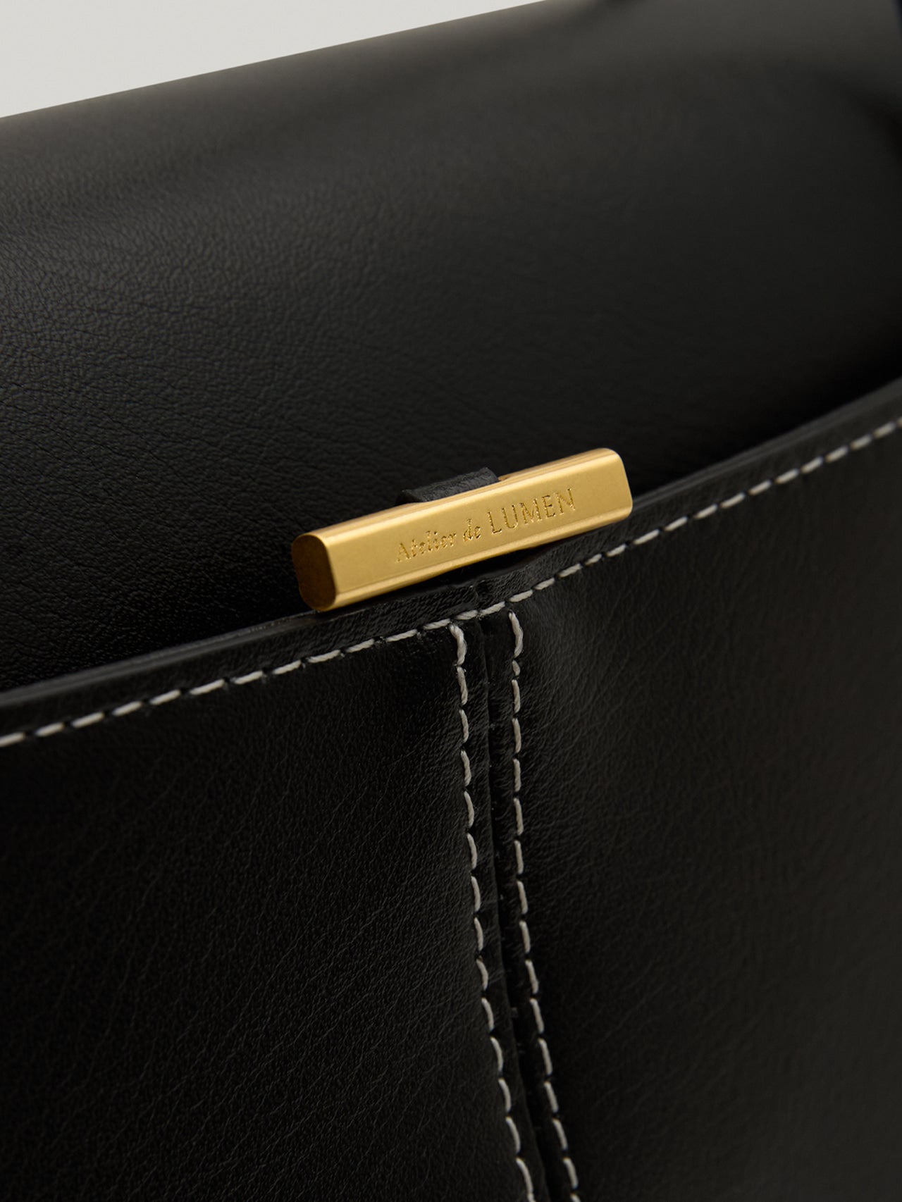 PANIER FLAP BAG (SOFT BLACK)