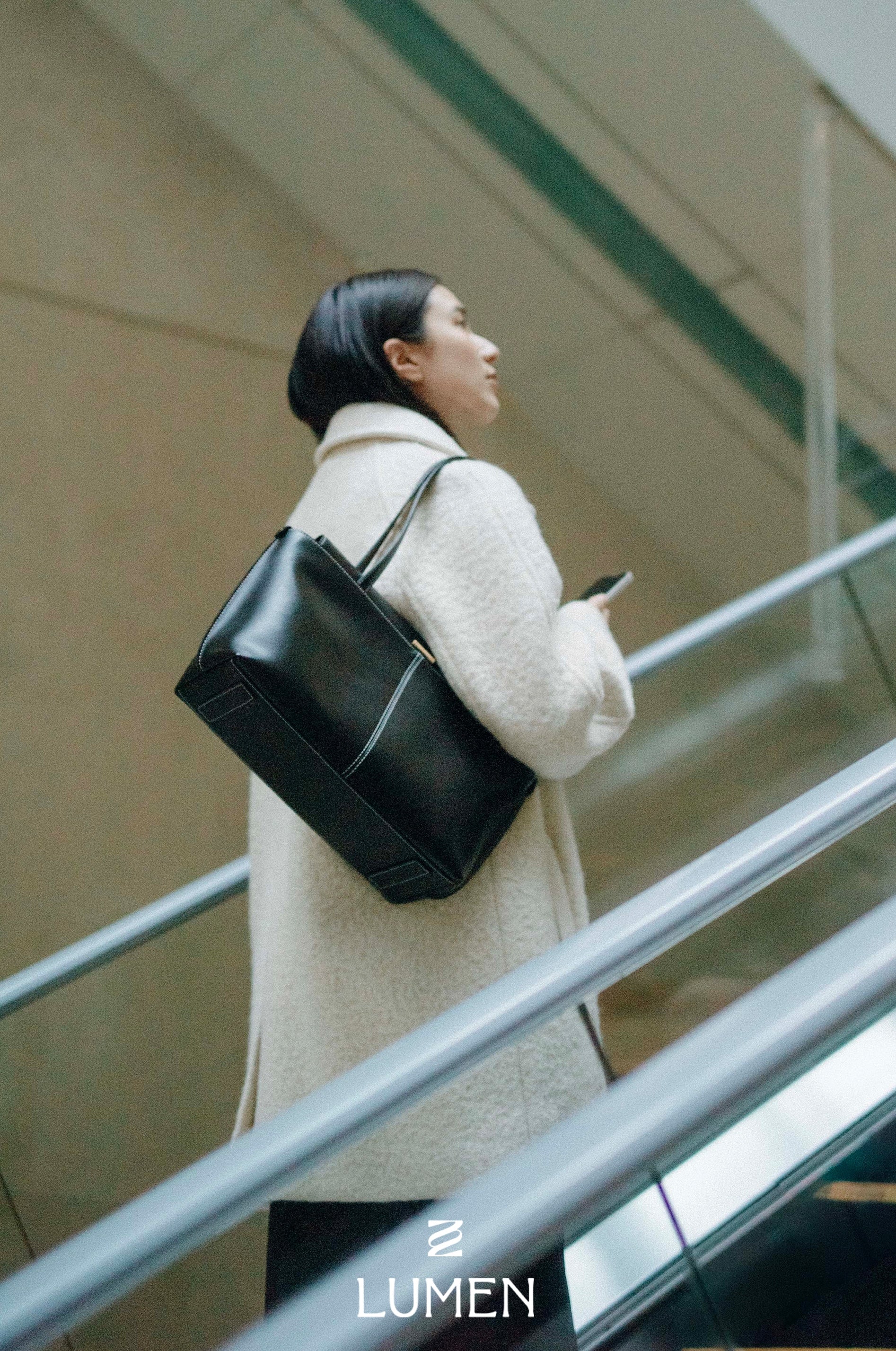 PANIER FLAP BAG (SOFT BLACK)