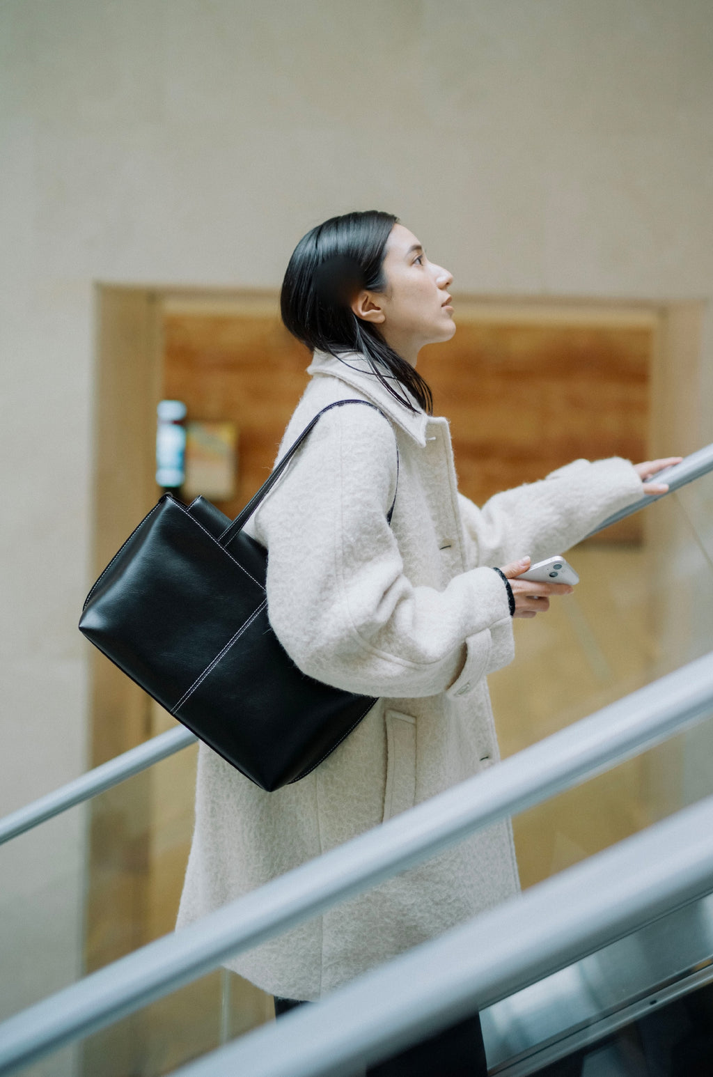 PANIER FLAP BAG (SOFT BLACK)
