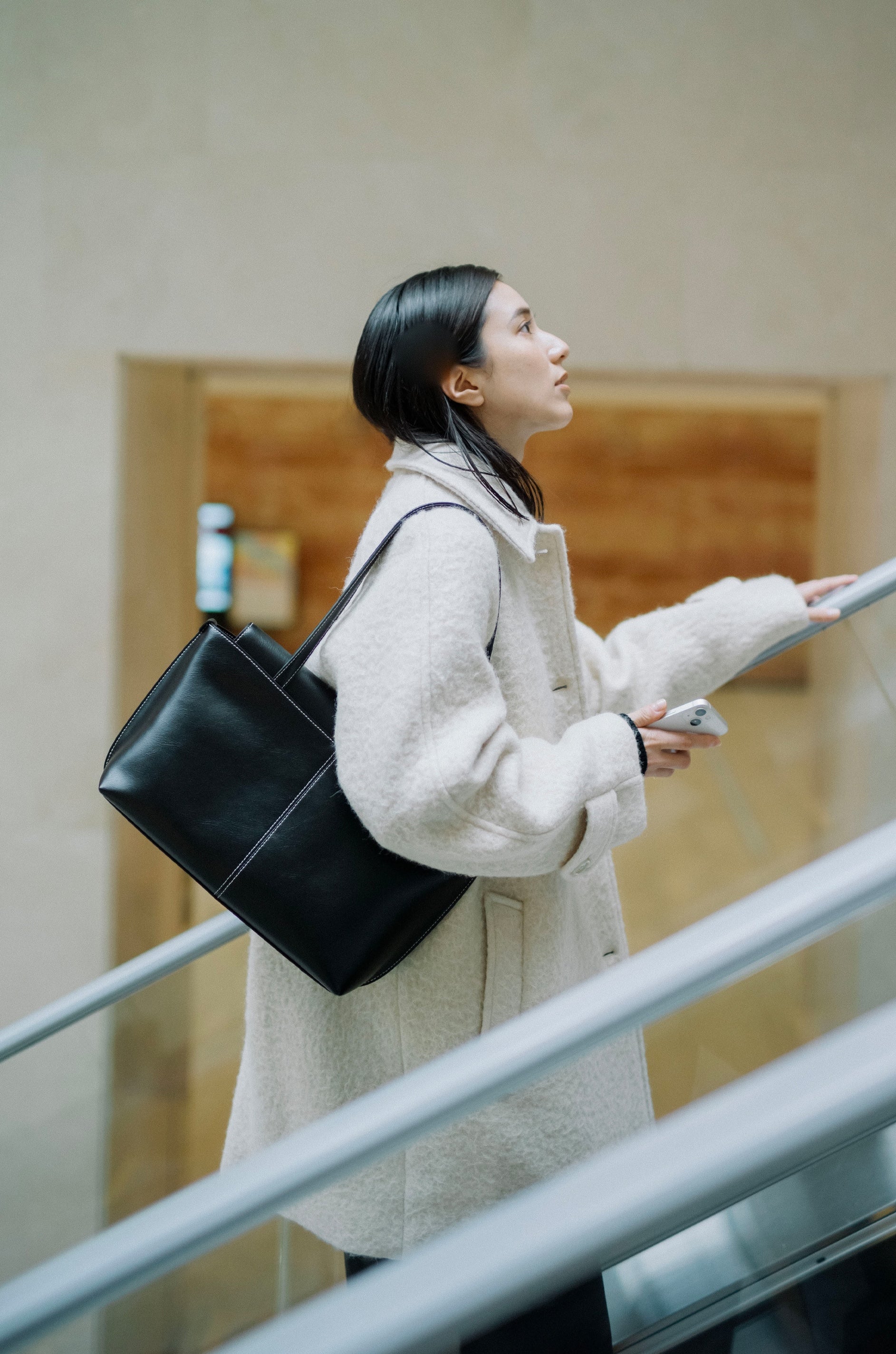 PANIER FLAP BAG (SOFT BLACK)