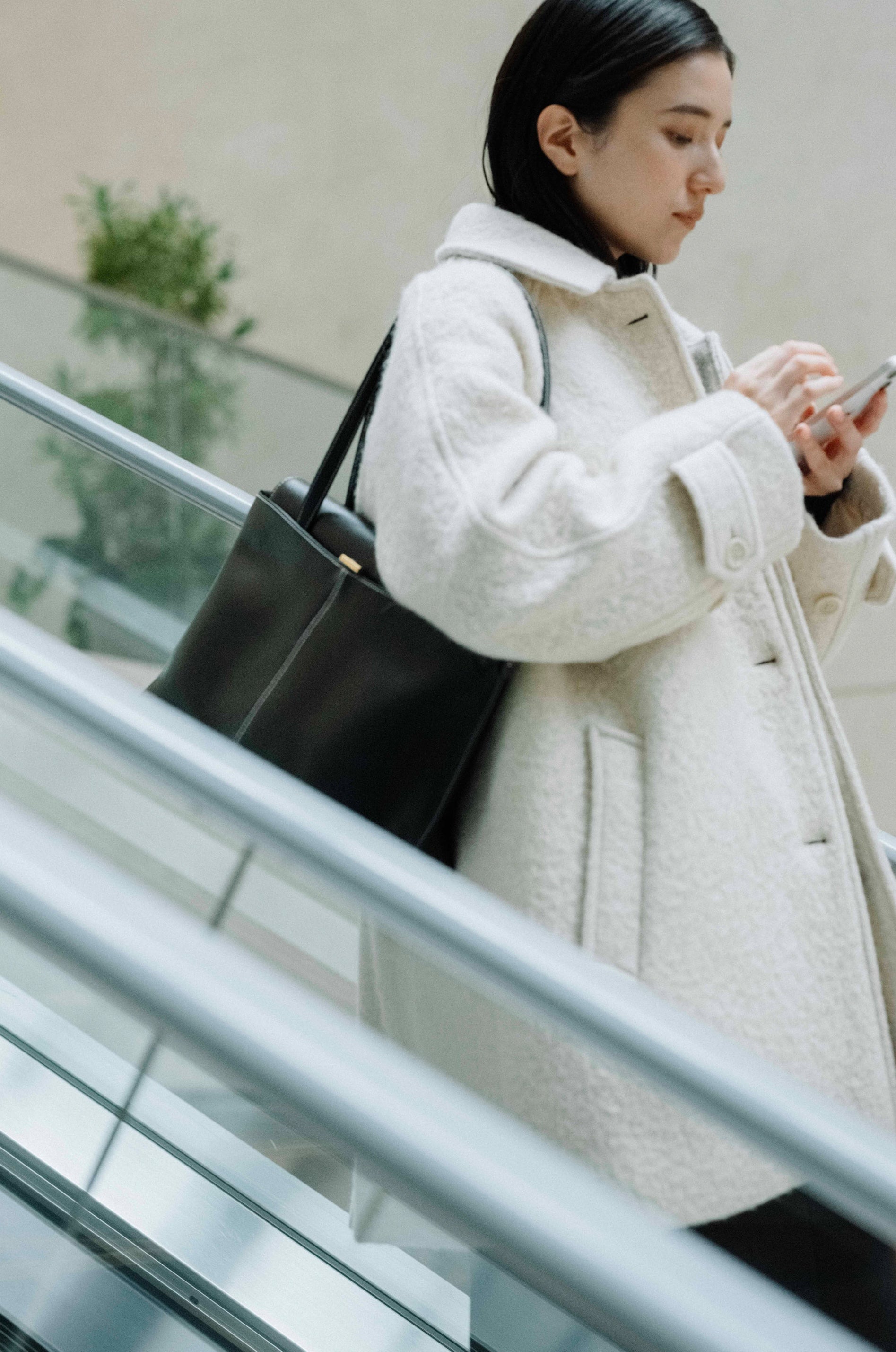 PANIER FLAP BAG (SOFT BLACK)