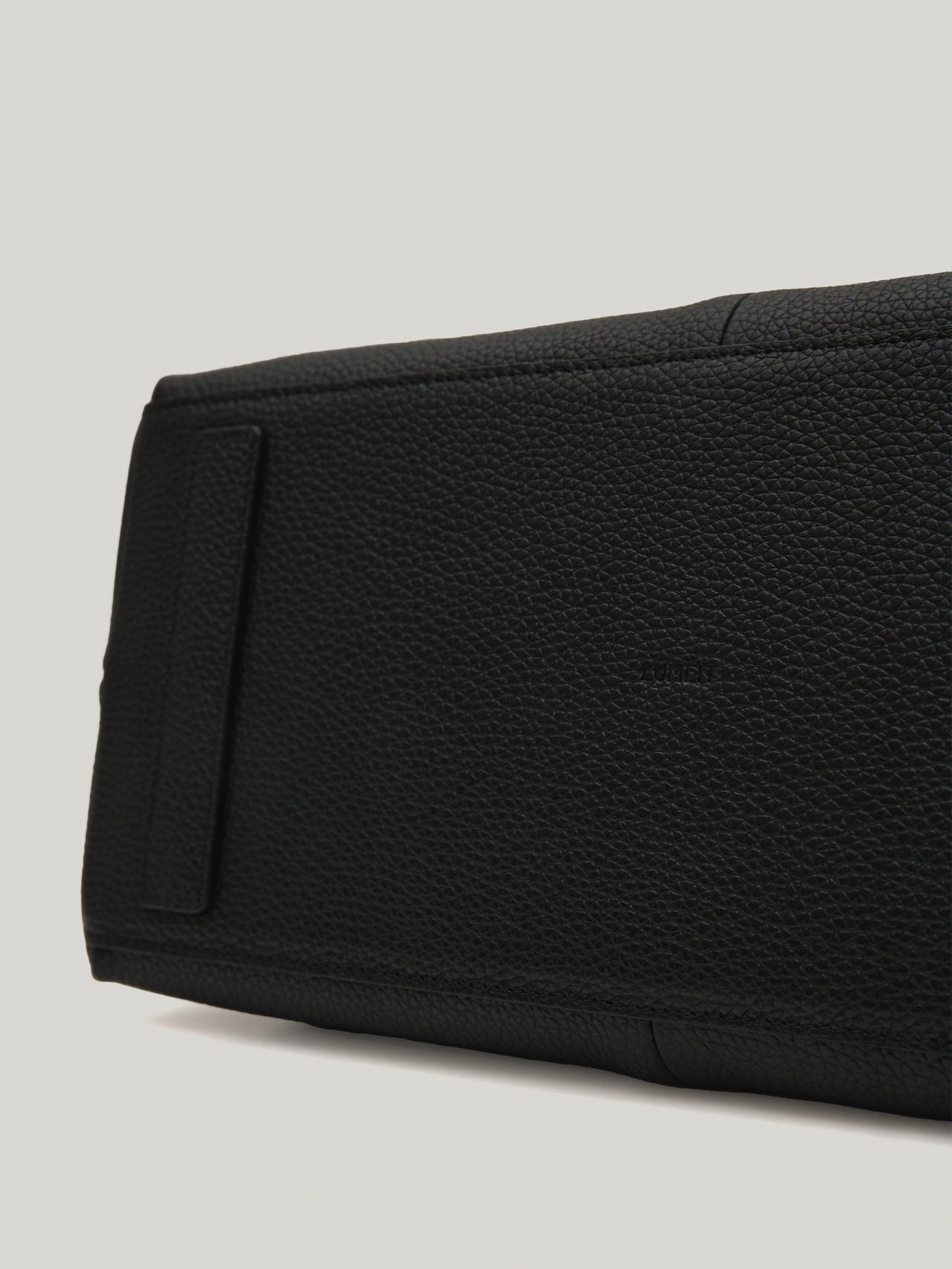 PAVE TOTE BAG (SOFT BLACK)
