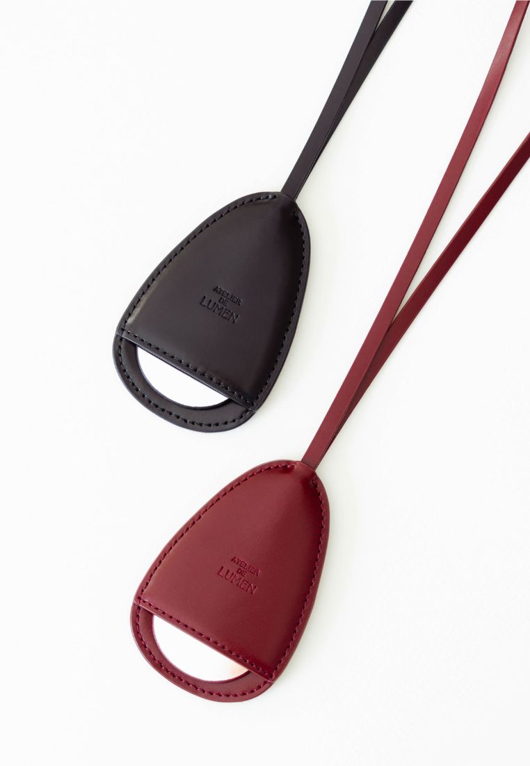 REFLET PLAT CHARM (SOFT BLACK)