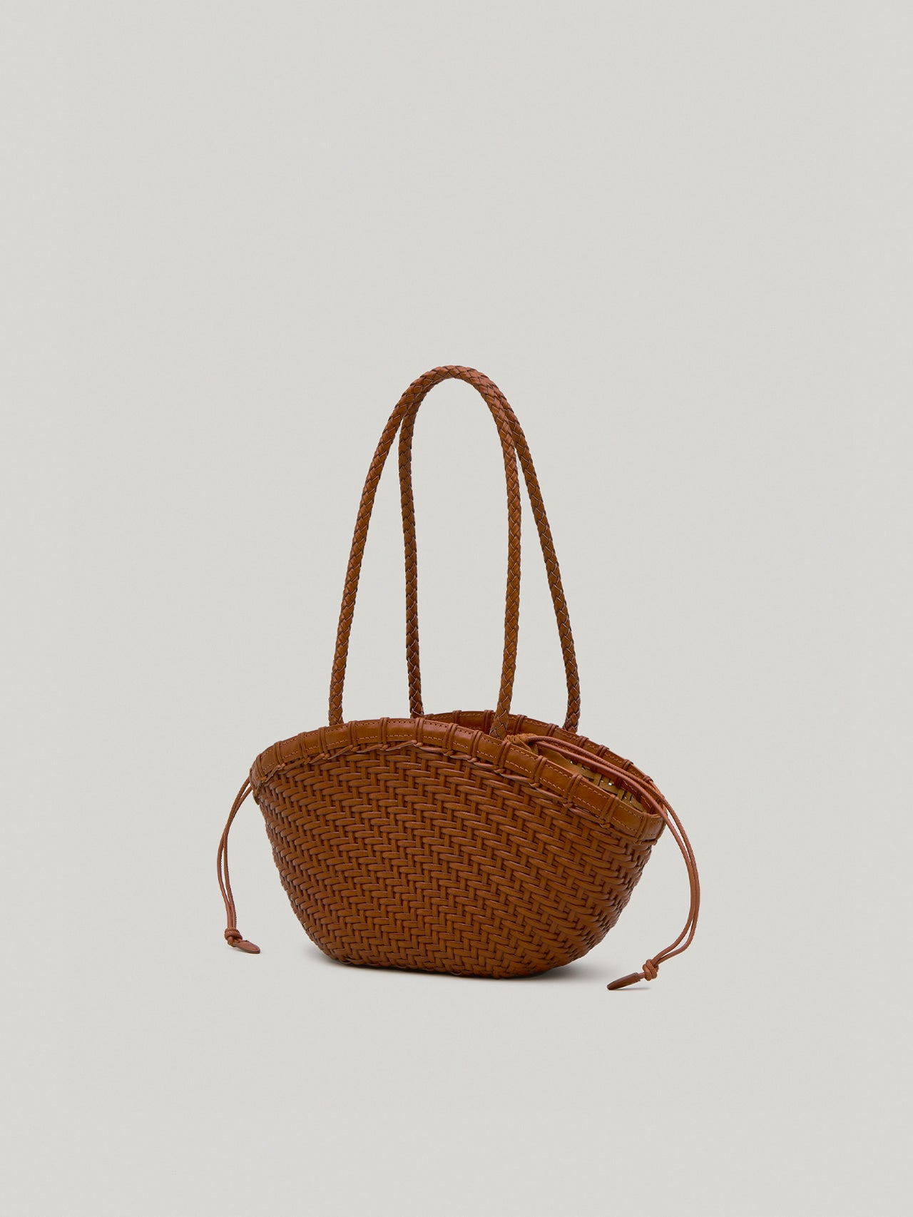 TWIG BASKET SHOULDER BAG (DRIED TAN)