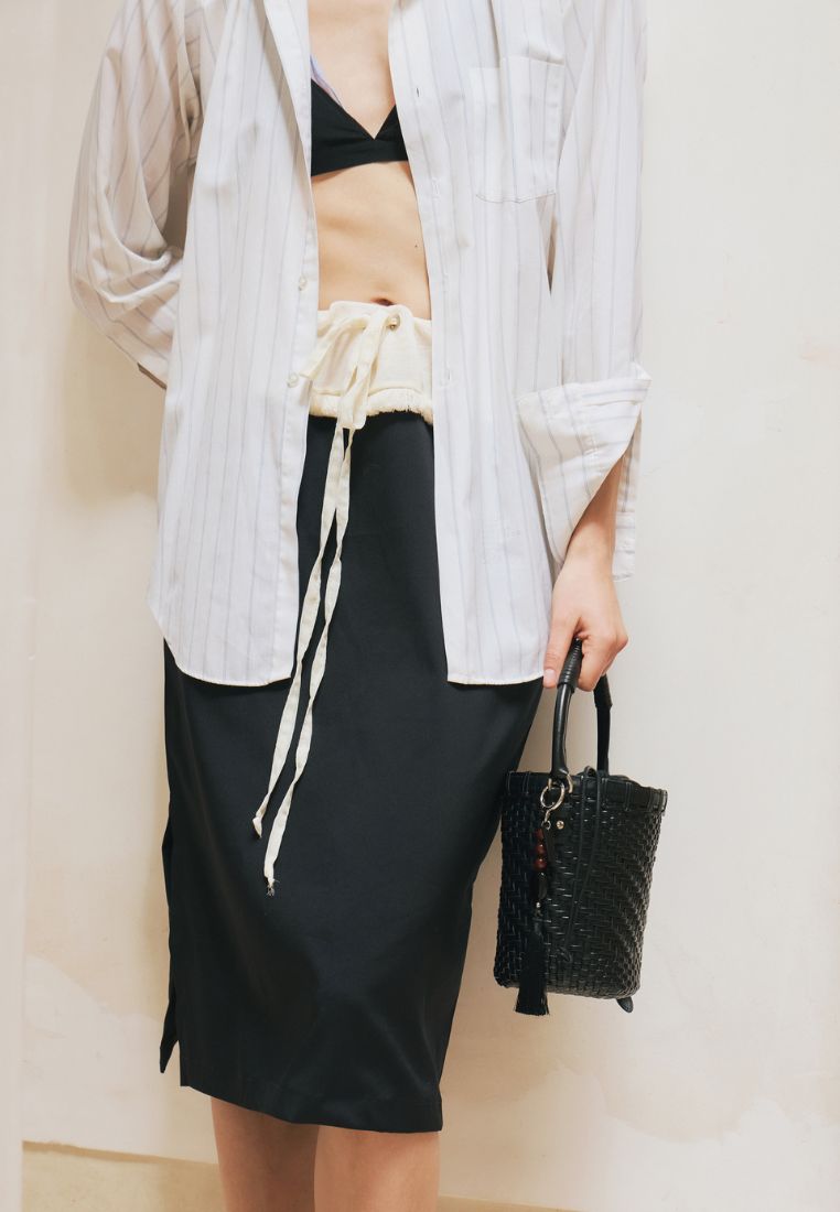 TWIG BASKET TOTE BAG (DRIED BLACK)