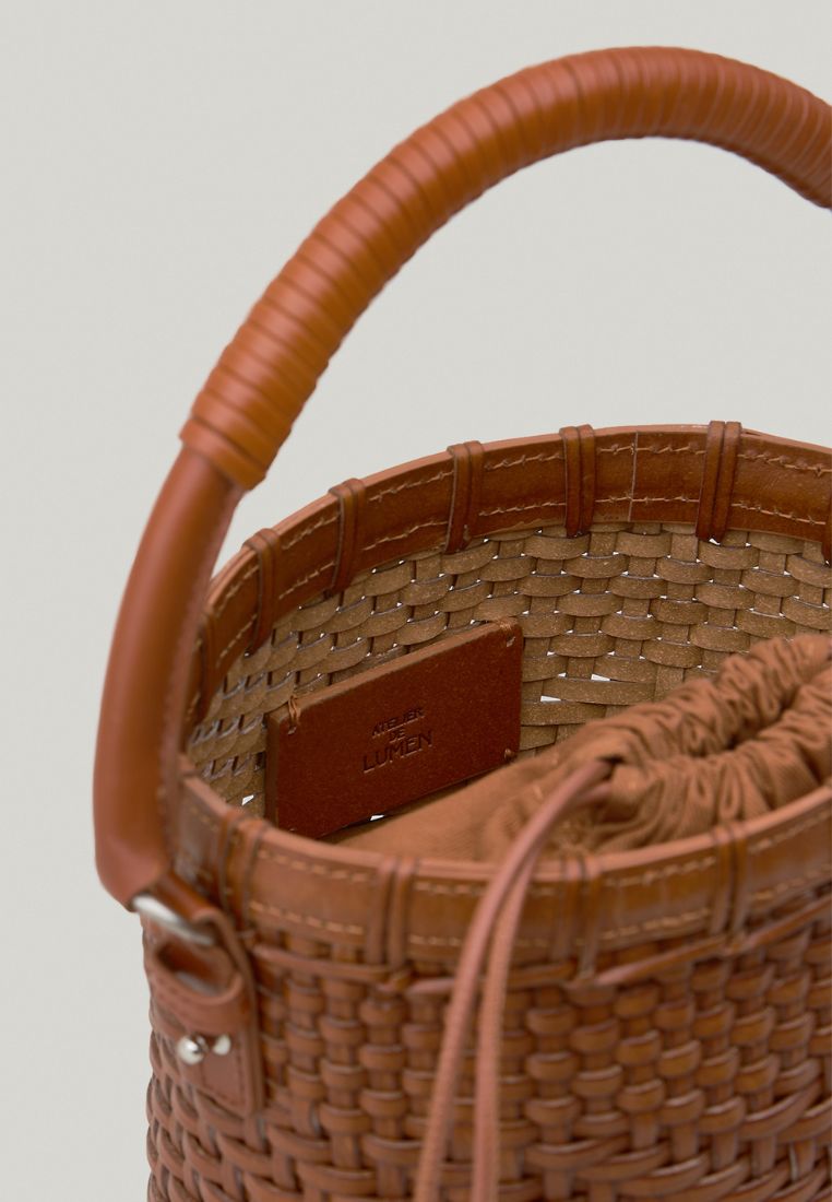 TWIG BASKET TOTE BAG (DRIED TAN)