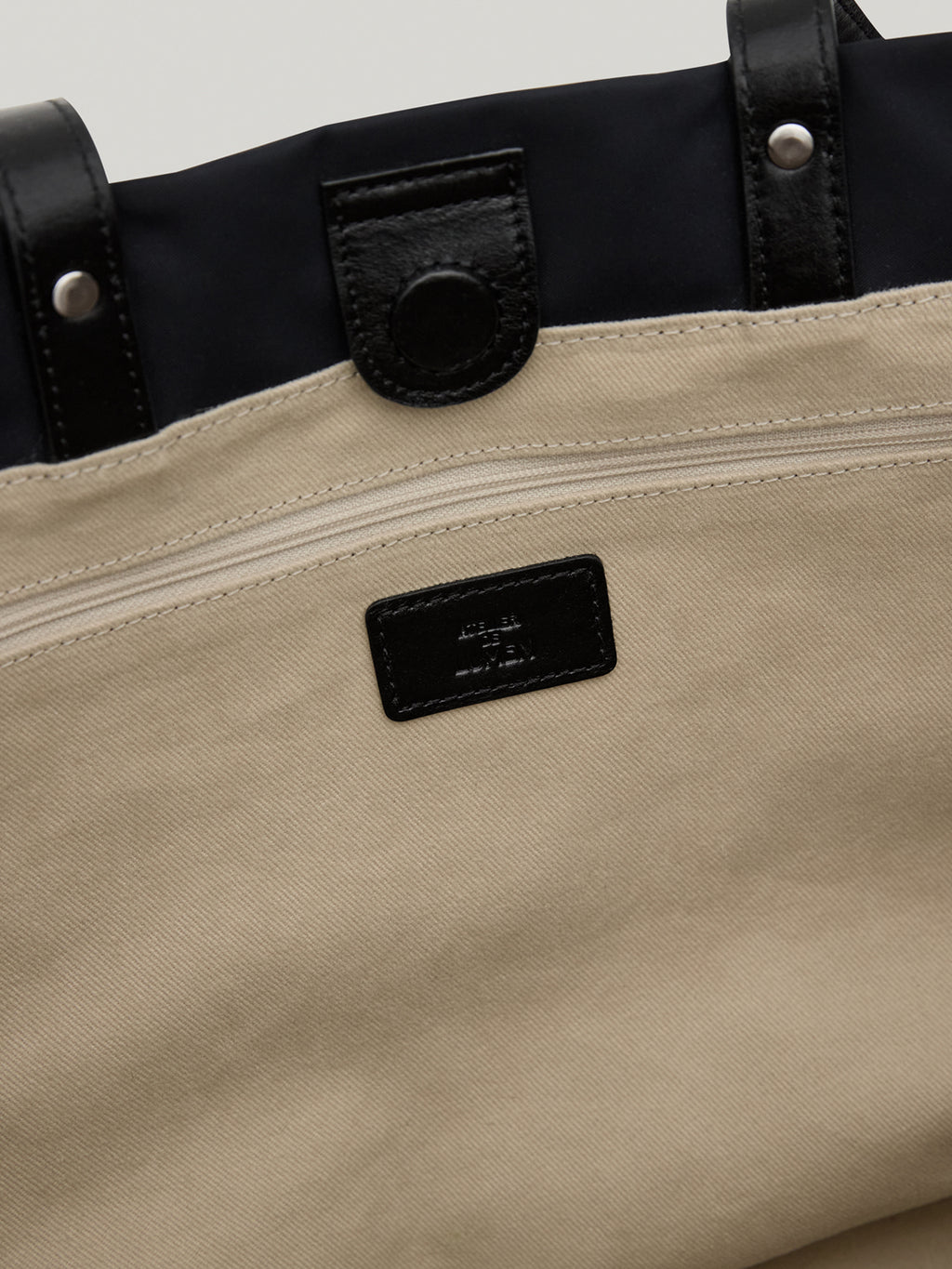 VOYAGE SHOPPER BAG (INDIGO BLACK)